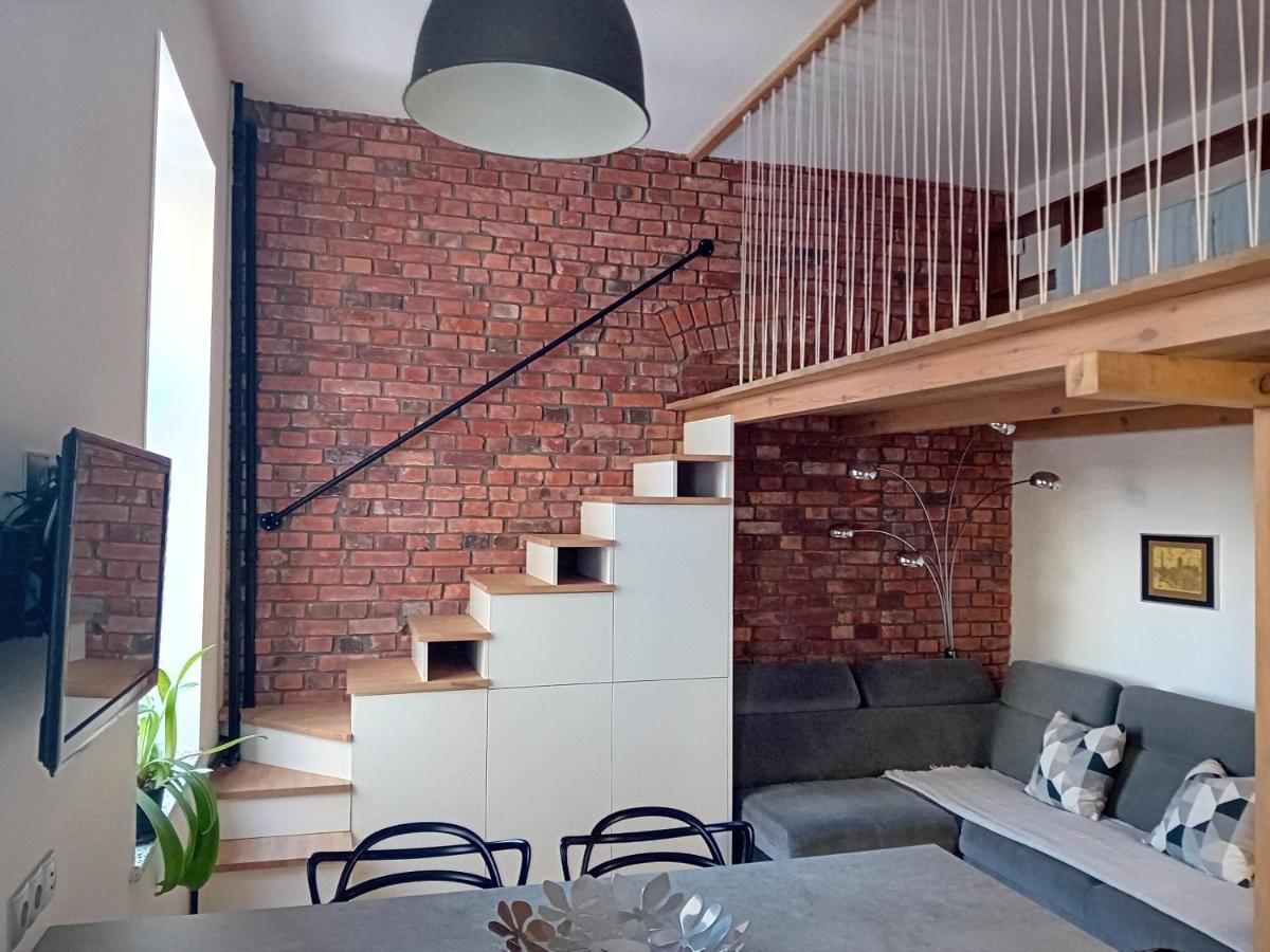 Kawalerka Z Antresola Do Wziecia Appartement Gdańsk Buitenkant foto